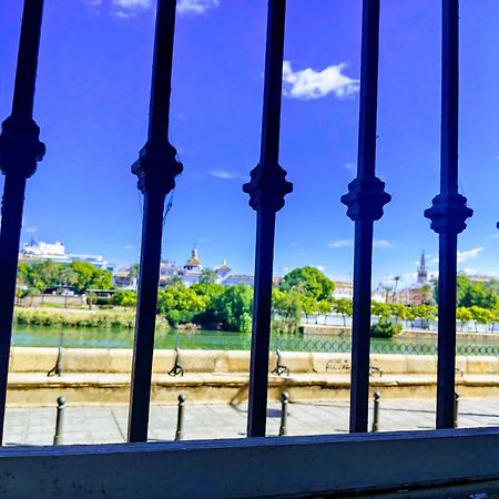 Boho Chic River Side Apartment Seville Exterior photo
